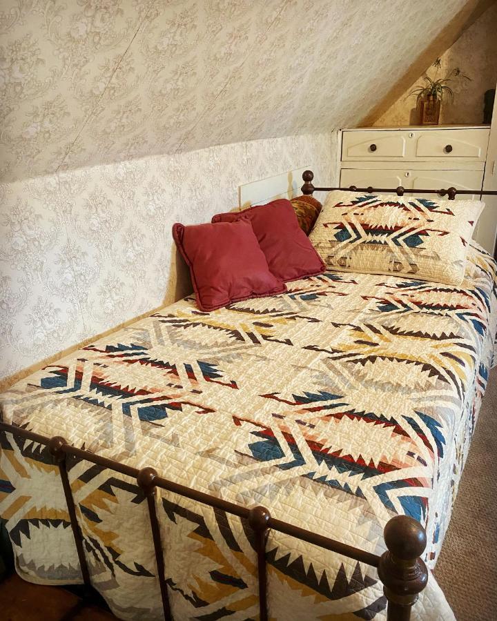 غولدن Pansy'S Parlor Bed & Breakfast المظهر الخارجي الصورة