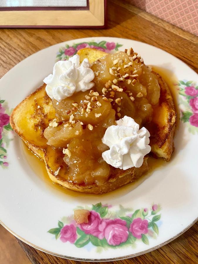 غولدن Pansy'S Parlor Bed & Breakfast المظهر الخارجي الصورة